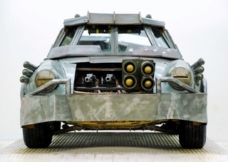 Illustration for article titled Buy The 1990 Porsche 911 From Death Race For $28,000